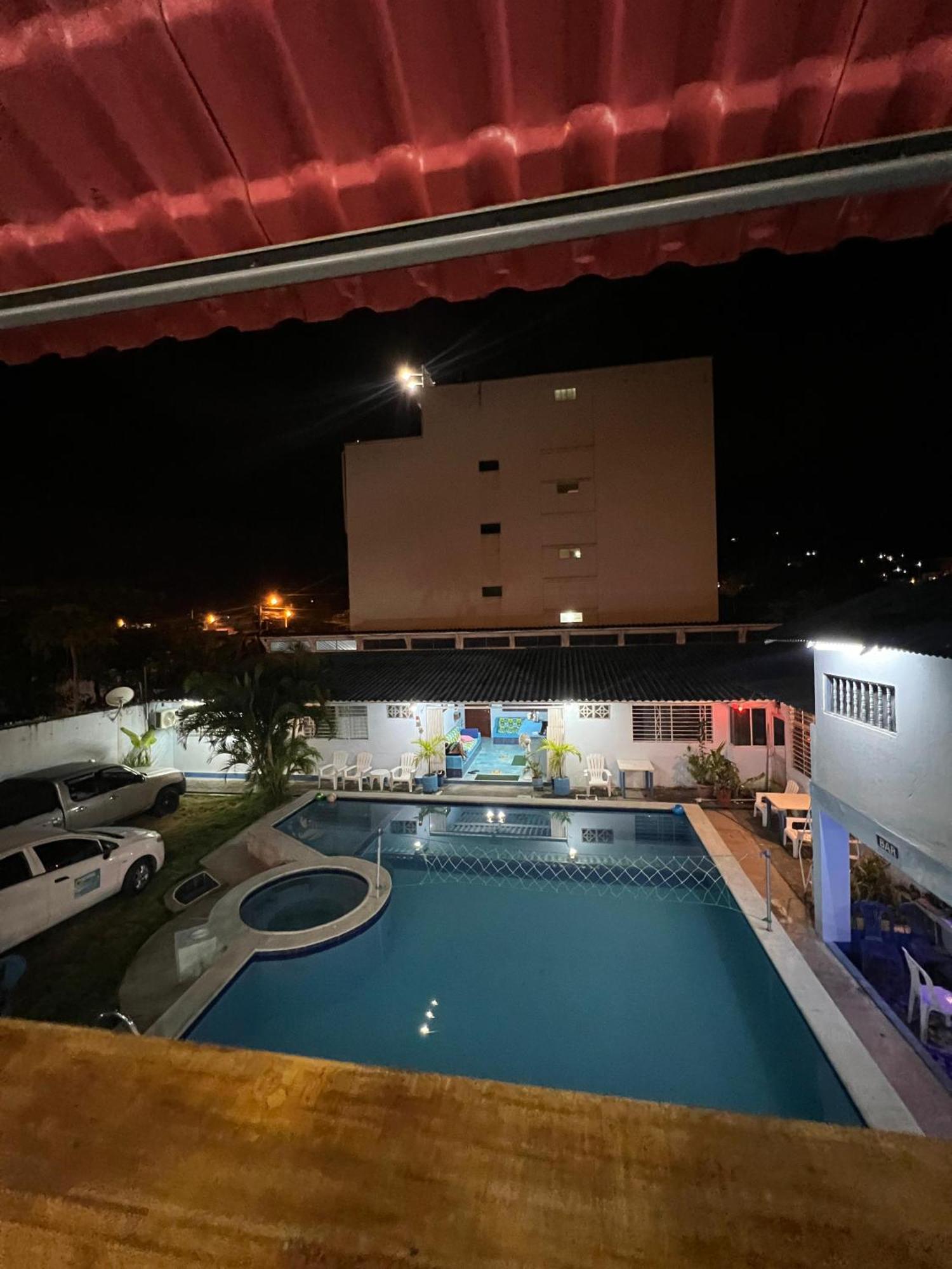 Hostal Aruba Atacames Εξωτερικό φωτογραφία